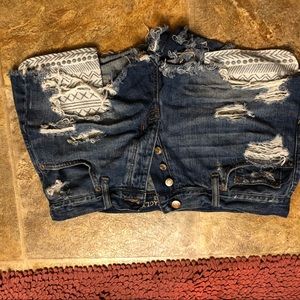 American Eagle High Rise Festival Shorts